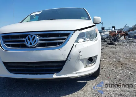 2011 Volkswagen Routan Se z USA, uszkodzony, nr VIN 2V4RW3DG3BR717540